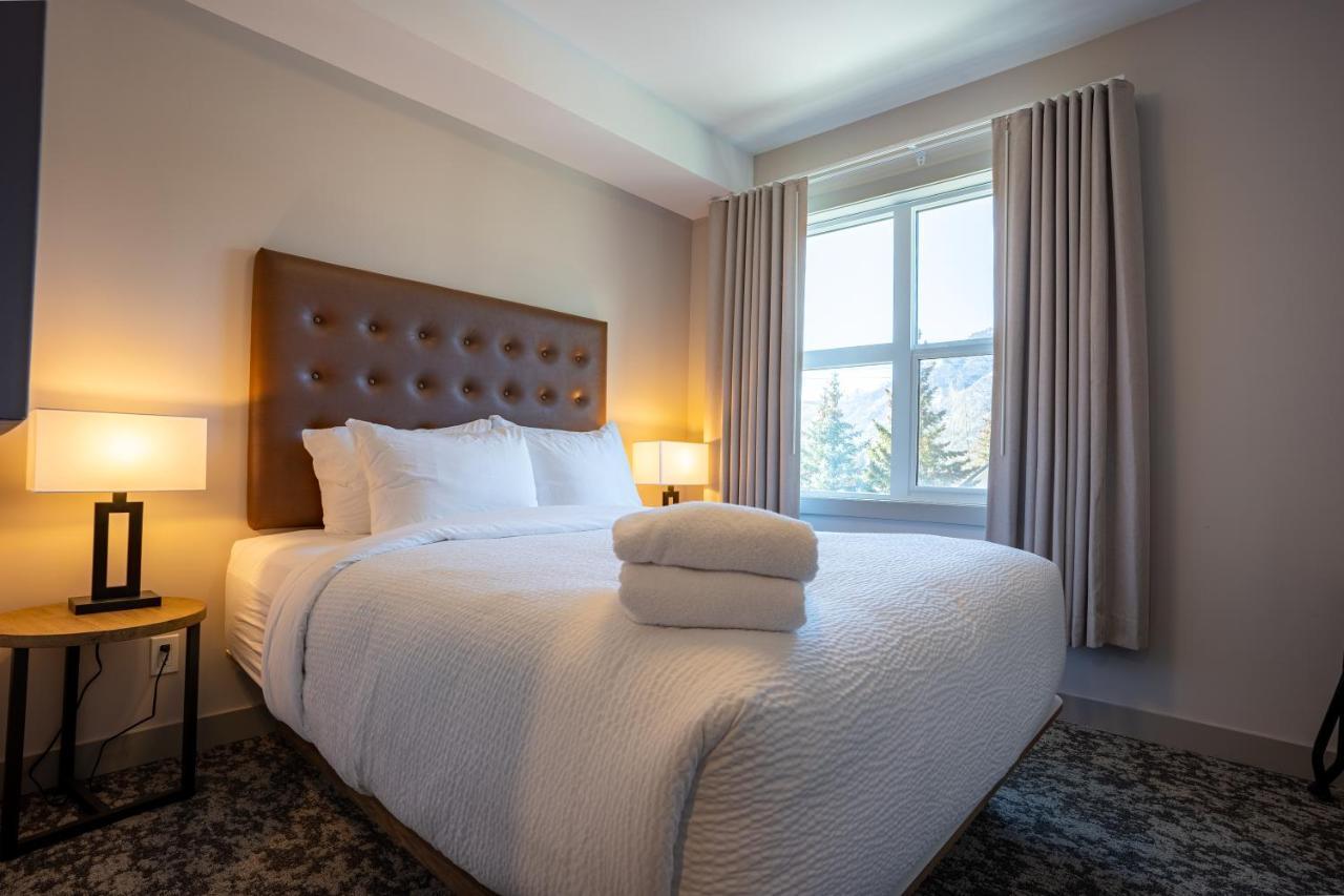 Basecamp Suites Banff Exterior foto